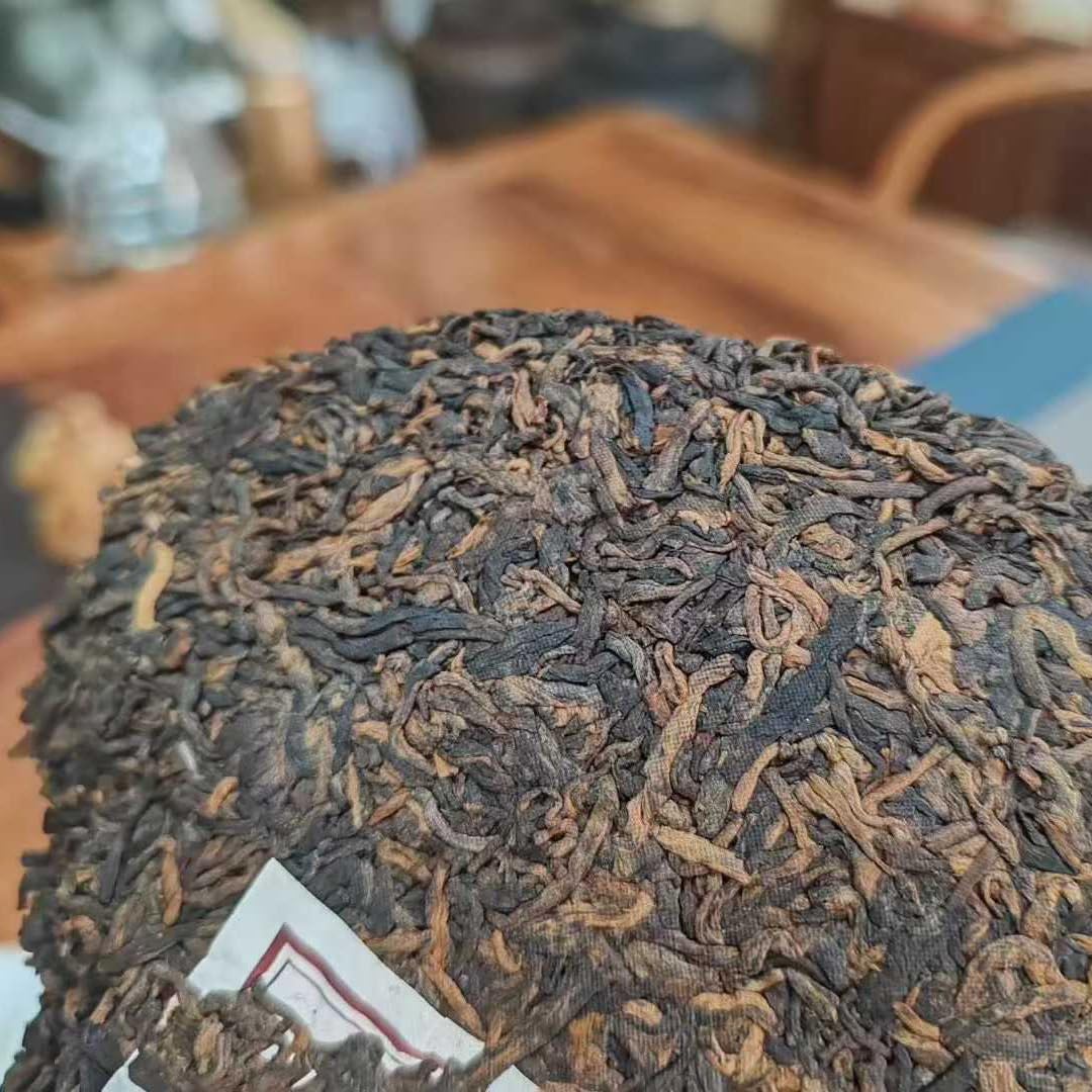 2016 Ripe Pu-erh Tea Cake, Mengku Rongshi Palace Grade, 400g