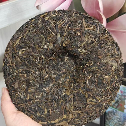 2006 Banzhang Wild Raw Pu-erh Tea Cake, 357g, from Yunnan
