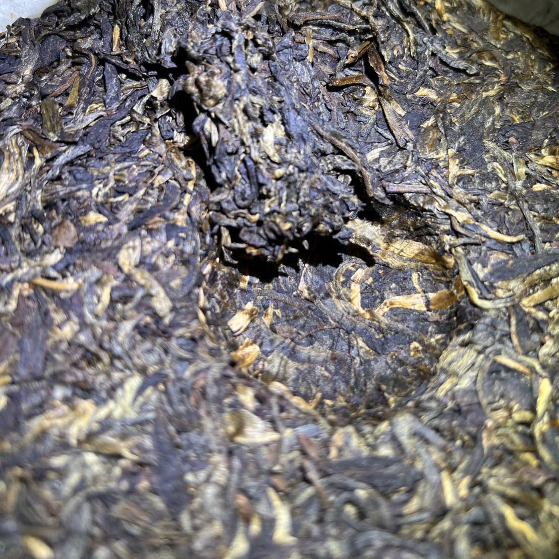Guoyan Six-Star Lao Banzhang Raw Pu-erh Tea Cake, 357g, from Yunnan