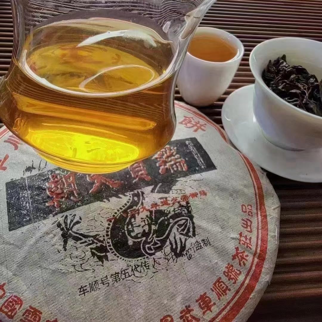 Che Shun Hao Chaotian Gongrui Raw Pu-Erh Tea 2004 – 357g