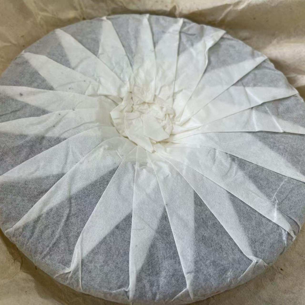 2018 Nannuo Mountain King Ancient Tree Raw Pu-erh Tea Cake, 357g, from Yunnan