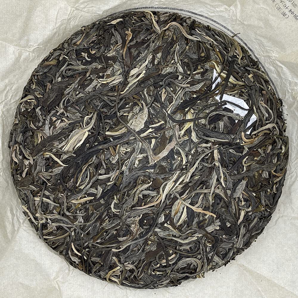 Sheng Jia Yuan Eighteen Villages of Mengku - Mangbeng 2020 Raw Pu-Erh Tea Cake 357g