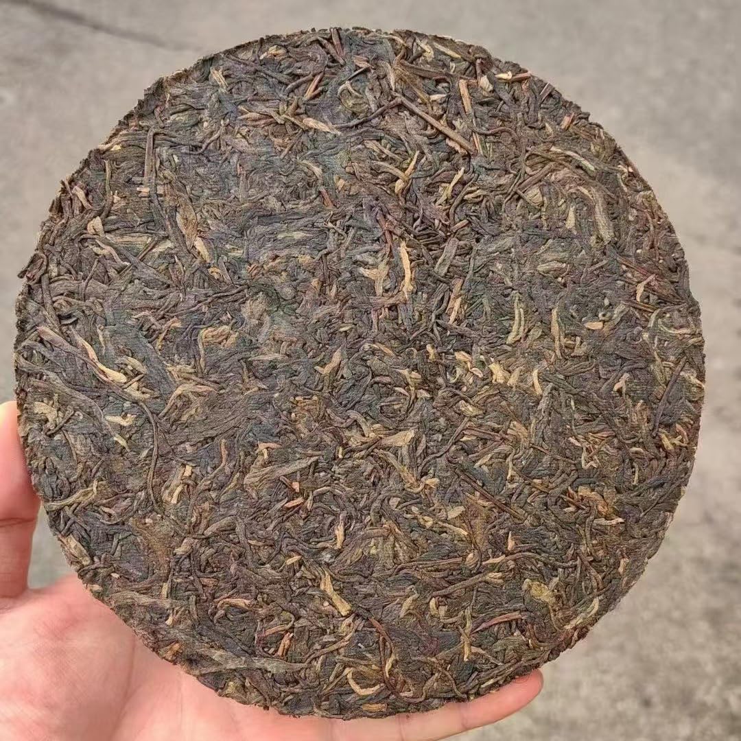 Macau Return Commemorative Cake Millennium Ancient Tree Raw Pu-Erh Tea 1999 – 357g