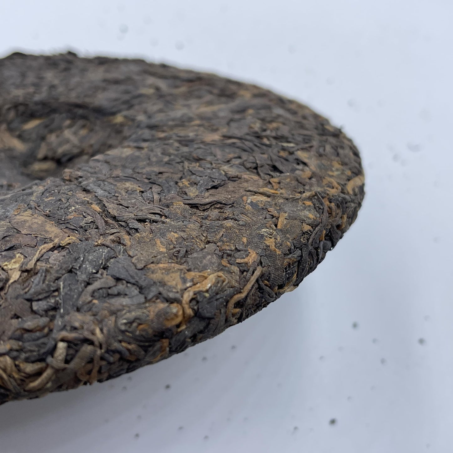2023 Fenghua Xueyue Ripe Pu-erh Tea Cake, 357g, from Yunnan