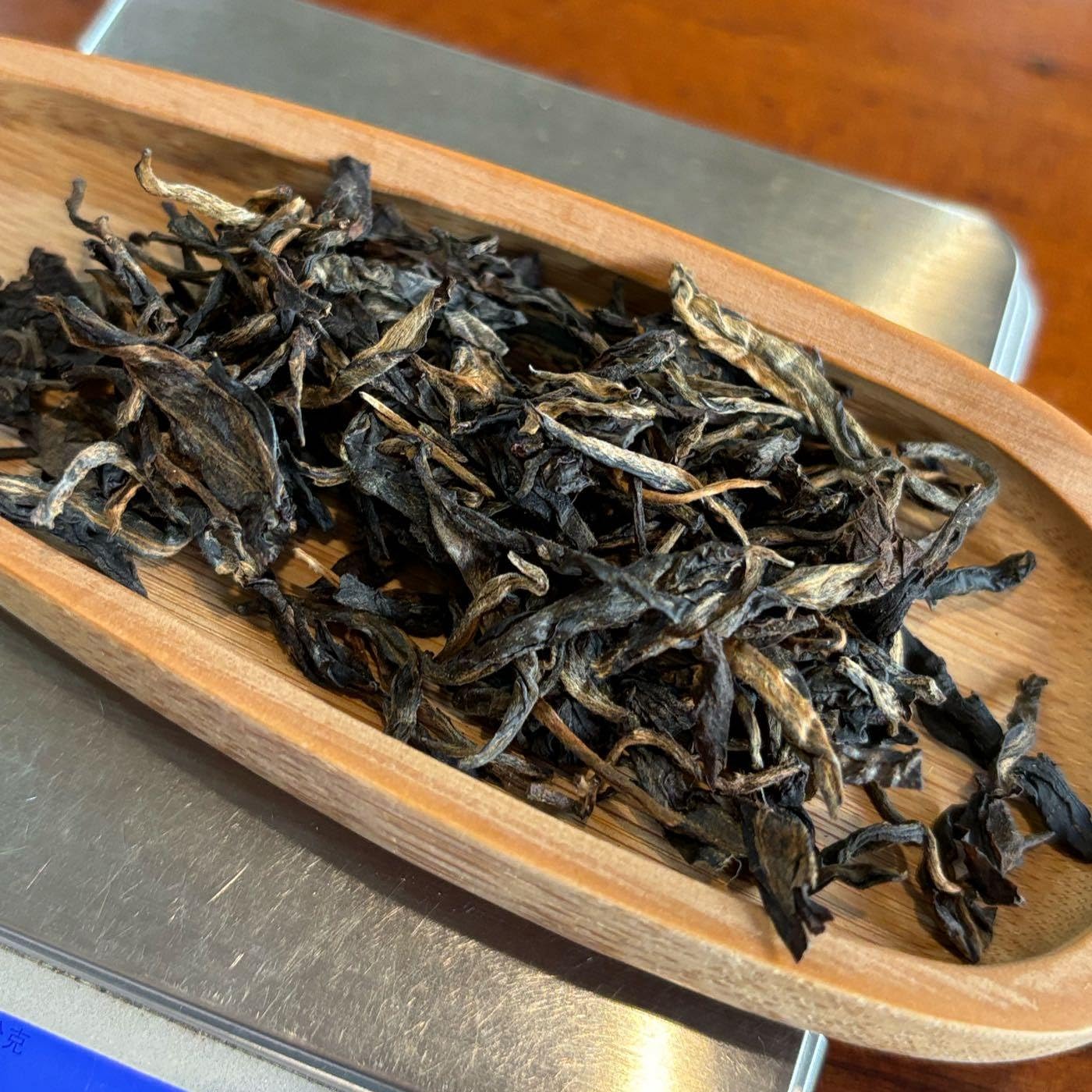 Yuan Yuan Tang Lao Ban Zhang Ancient Tree Raw Pu-erh Tea 357g