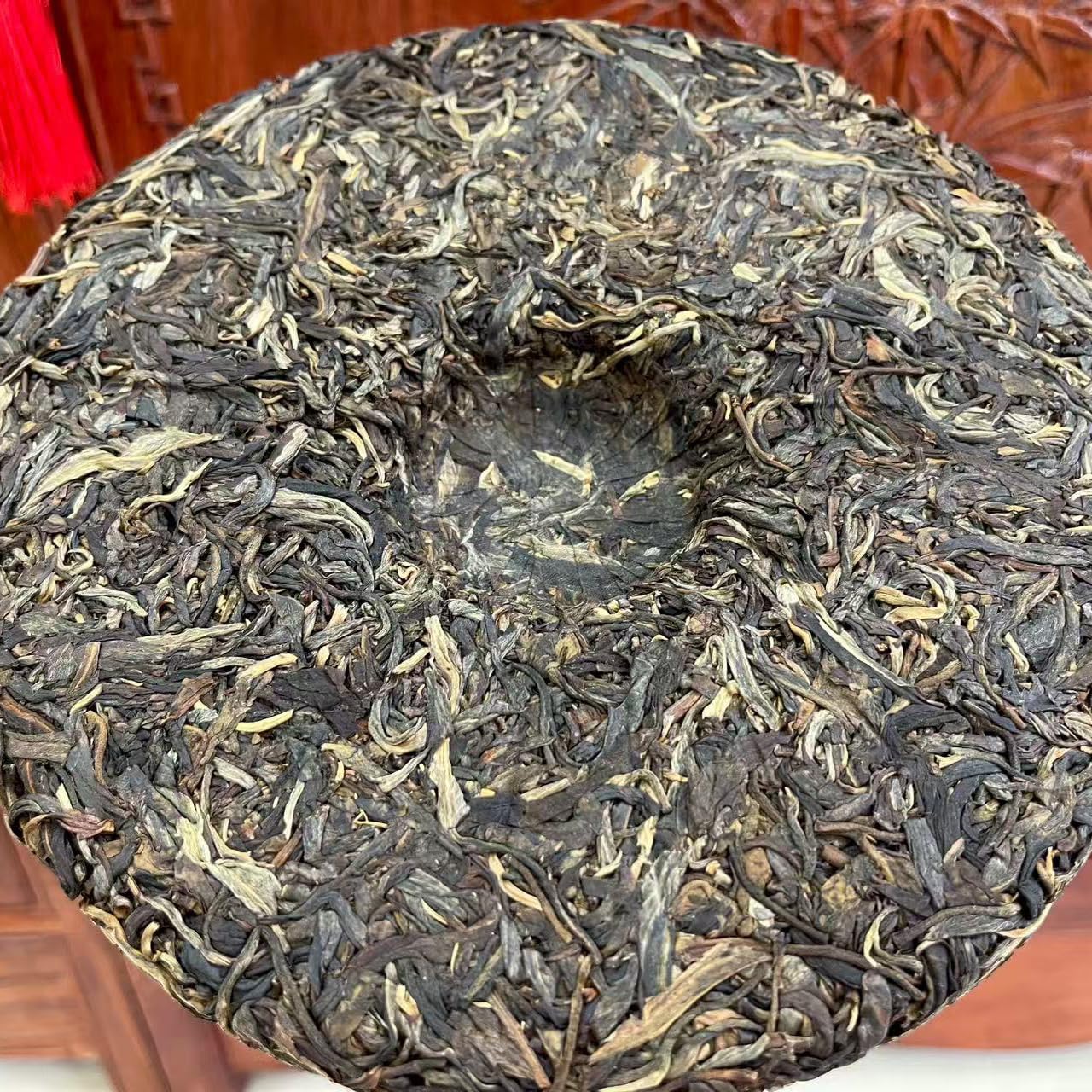 2018 Nannuo Mountain King Ancient Tree Raw Pu-erh Tea Cake, 357g, from Yunnan