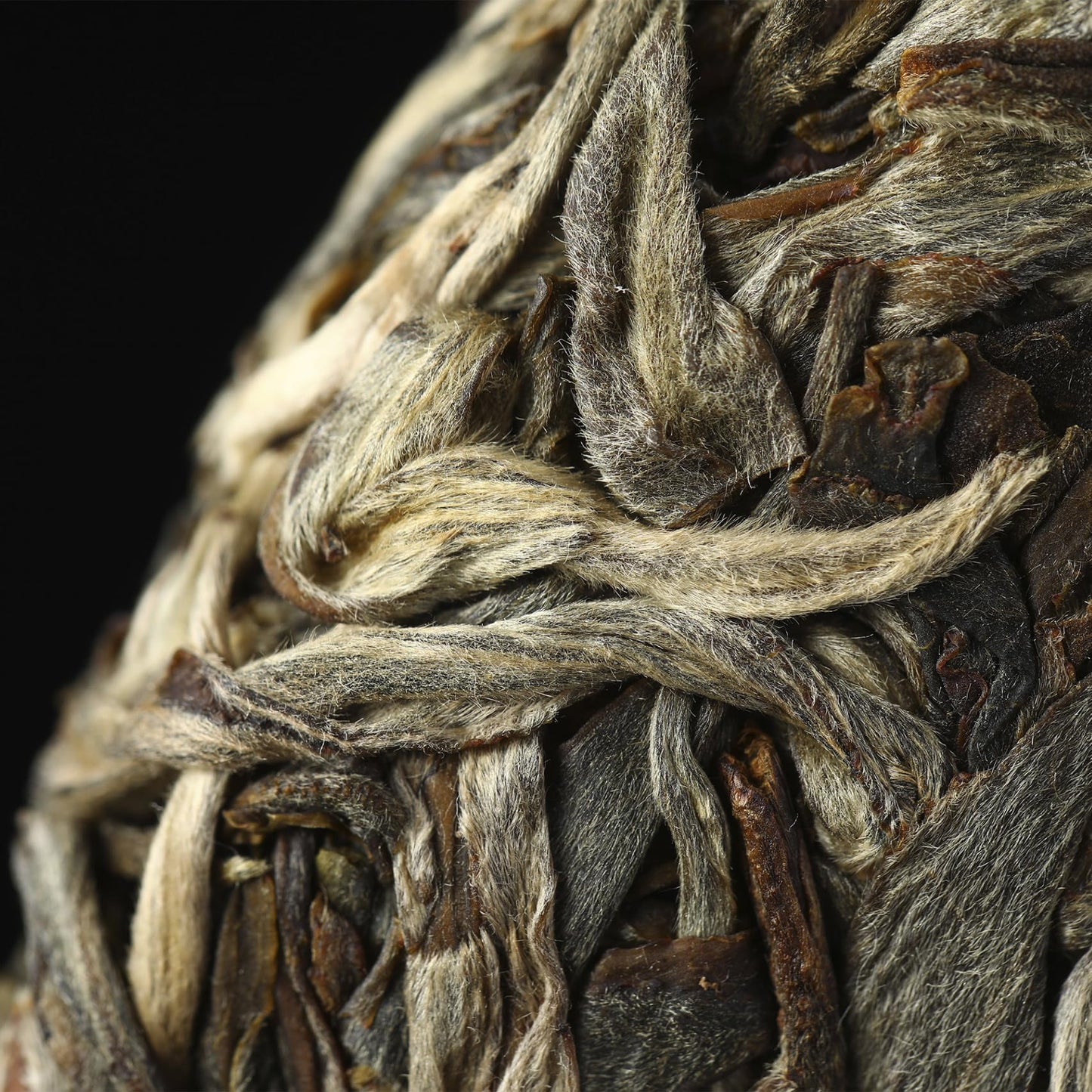 Yulin 2019 Old Banzhang Ancient Tree Raw Pu-erh Tea Cake (357g)
