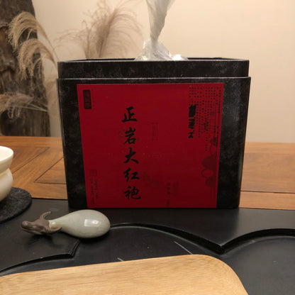 武夷岩茶,大红袍茶叶、马头岩肉桂；武夷山水仙茶，礼盒装，250g*3,Shipped from China