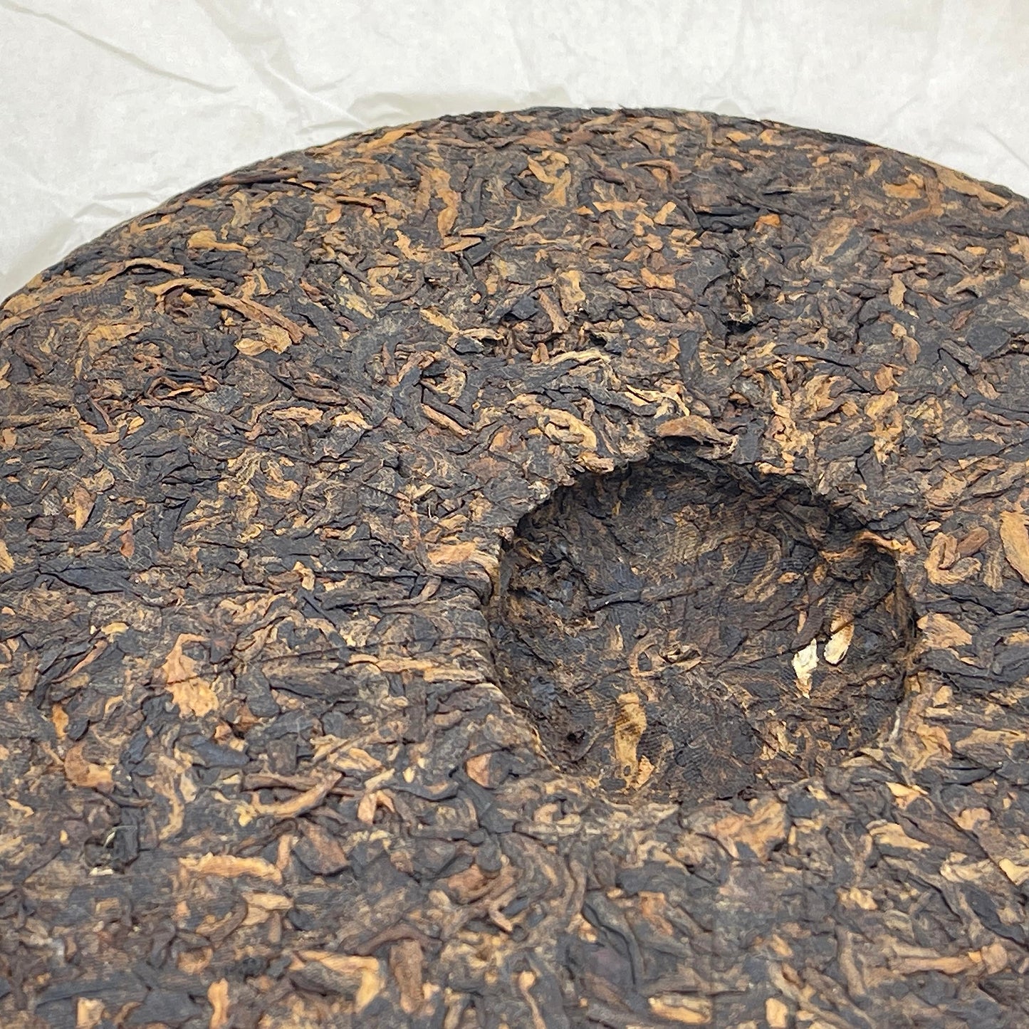 Master Supervised Long Xiao Jiu Tian Ripe Pu-Erh Tea 2016 – 357g