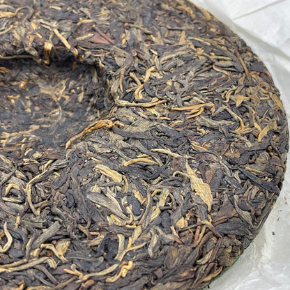 2011 Chawang Industrial Bingdao Ancient Tree Raw Pu-erh Tea Cake, 357g, from Yunnan