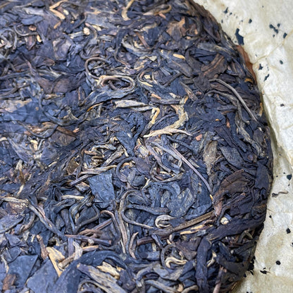 CHEN CHIH TUNG Yiwu Premium Raw Pu-erh Tea Cake 2006, 357g