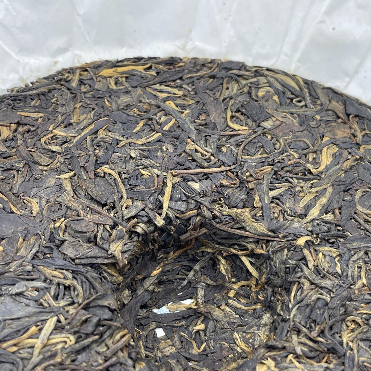 Manla Mountain Raw Pu-erh Tea Cake, “Cheng Yun” Series by Yuanyuantang, 375g, from Yunnan