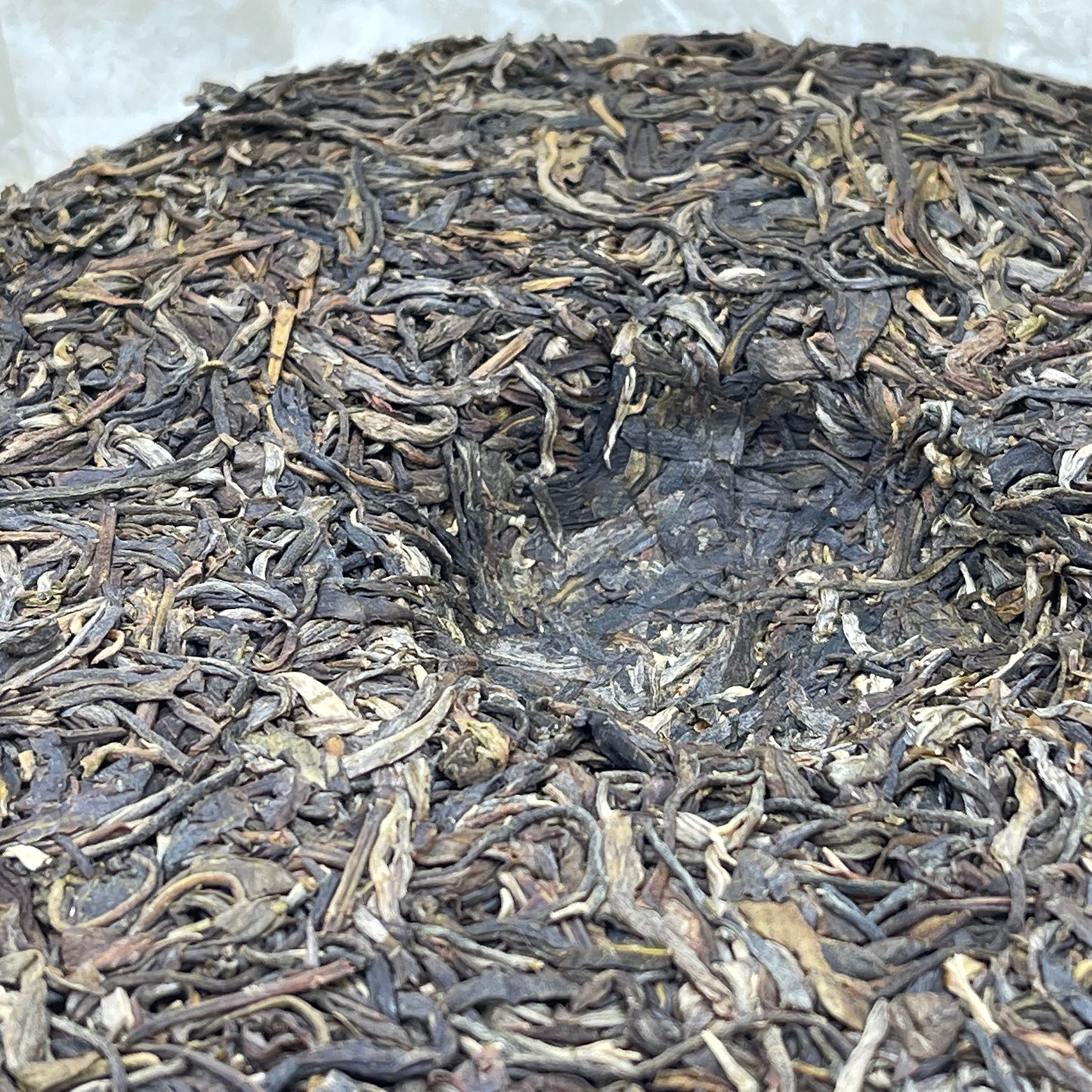 Sheng Jia Yuan 2021 Lao Man'e Raw Pu-Erh Tea – 357g (12.6oz) Sheng Puerh Cake – Premium Chinese Tea