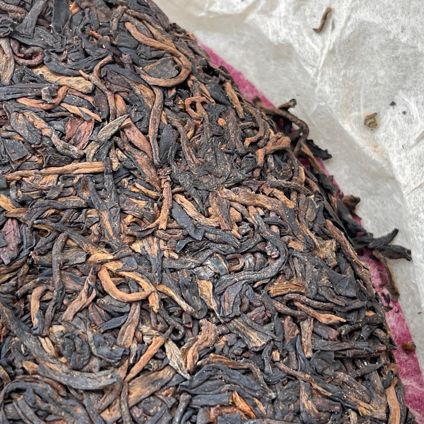 2006 China Tea Dayi Purple Raw Pu-erh Tea Cake, 357g