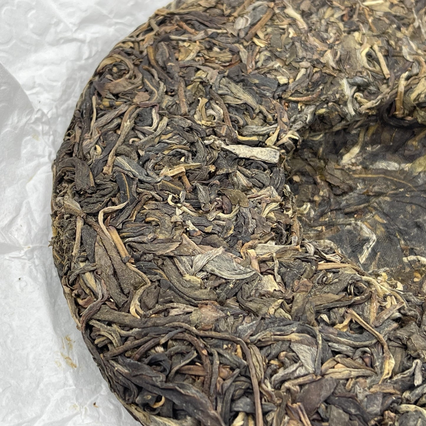 2023 Longtanqing Raw Pu-erh Tea Cake, 200g, from Yunnan