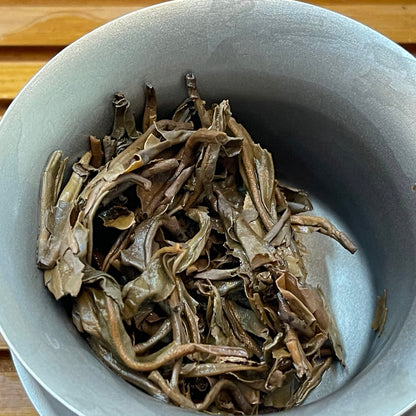 2007 Chinese Tea Color Badge Raw Pu-erh Tea Cake, 357g, from Yunnan