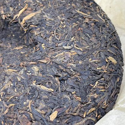 Pu-Erh tea,Late 1990s,Hong Kong customization Orange Flying Seal-Little Yellow Seal,357g,Raw