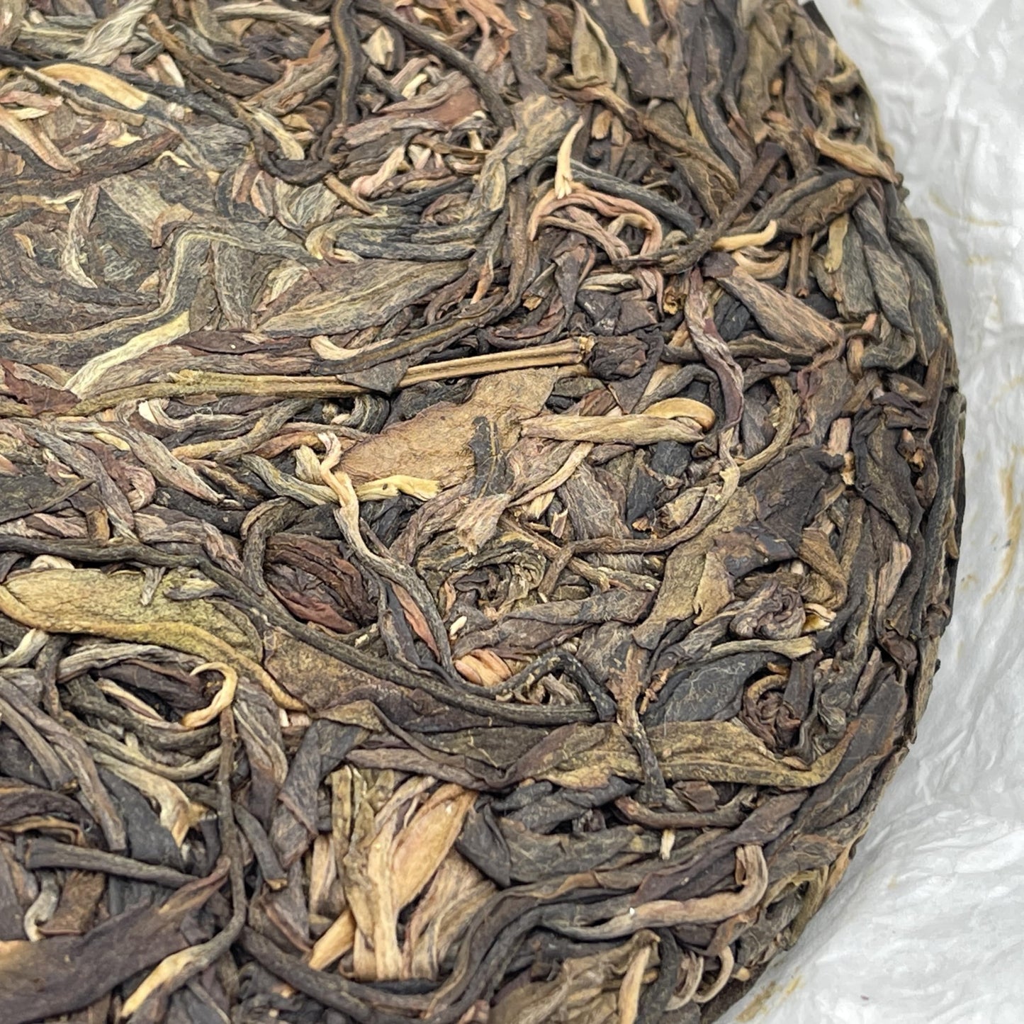 2023 Kuzhushan Raw Pu-erh Tea Cake, 200g, from Yunnan