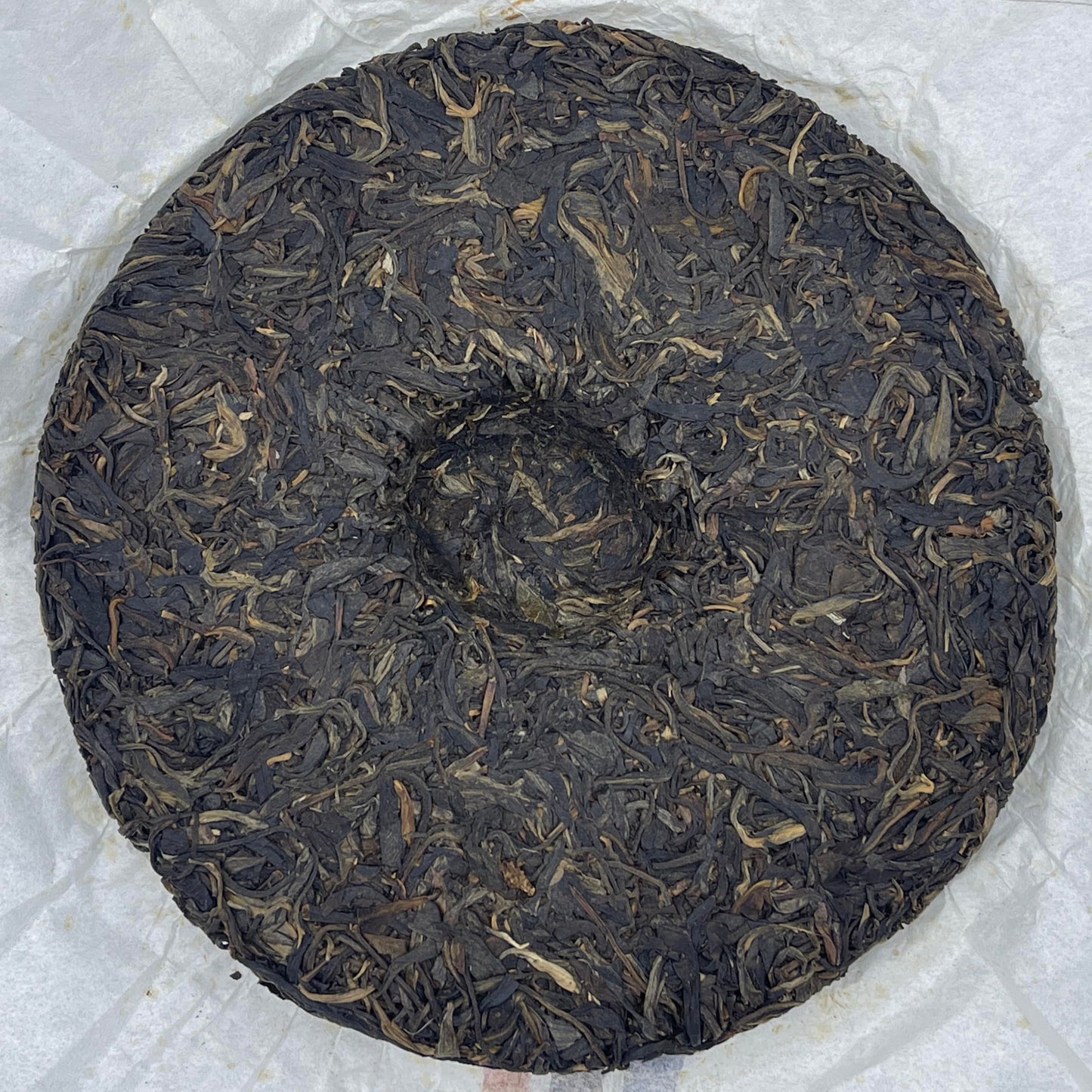 Yuan Yuan Tang 2015 Yiwu Chun Jian Raw Pu-Erh Tea – 400g (14.1oz) Sheng Puerh Cake – Premium Aged Chinese Tea