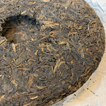 Mengku Spring Tip 2007 Raw Pu-Erh Tea Cake – 400g Aged Sheng Puerh