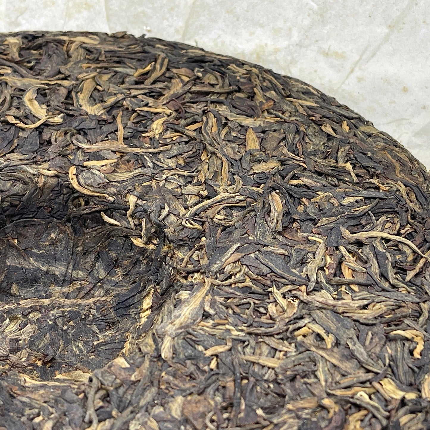 2012 Linchang Ancient Tree Raw Pu-erh Tea Cake, 380g, from Yunnan