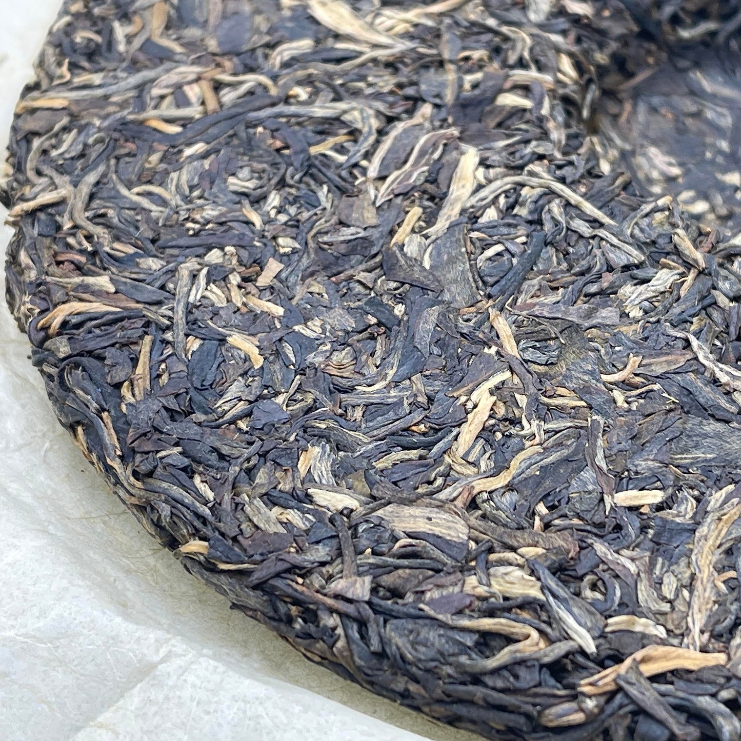 Bulang Ancient Tree Raw Pu-Erh Tea 2018 – 357g