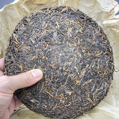 Aged Raw Puer Tea Cake - Vintage Style "Big Blue Mark" Wrapper - 357g