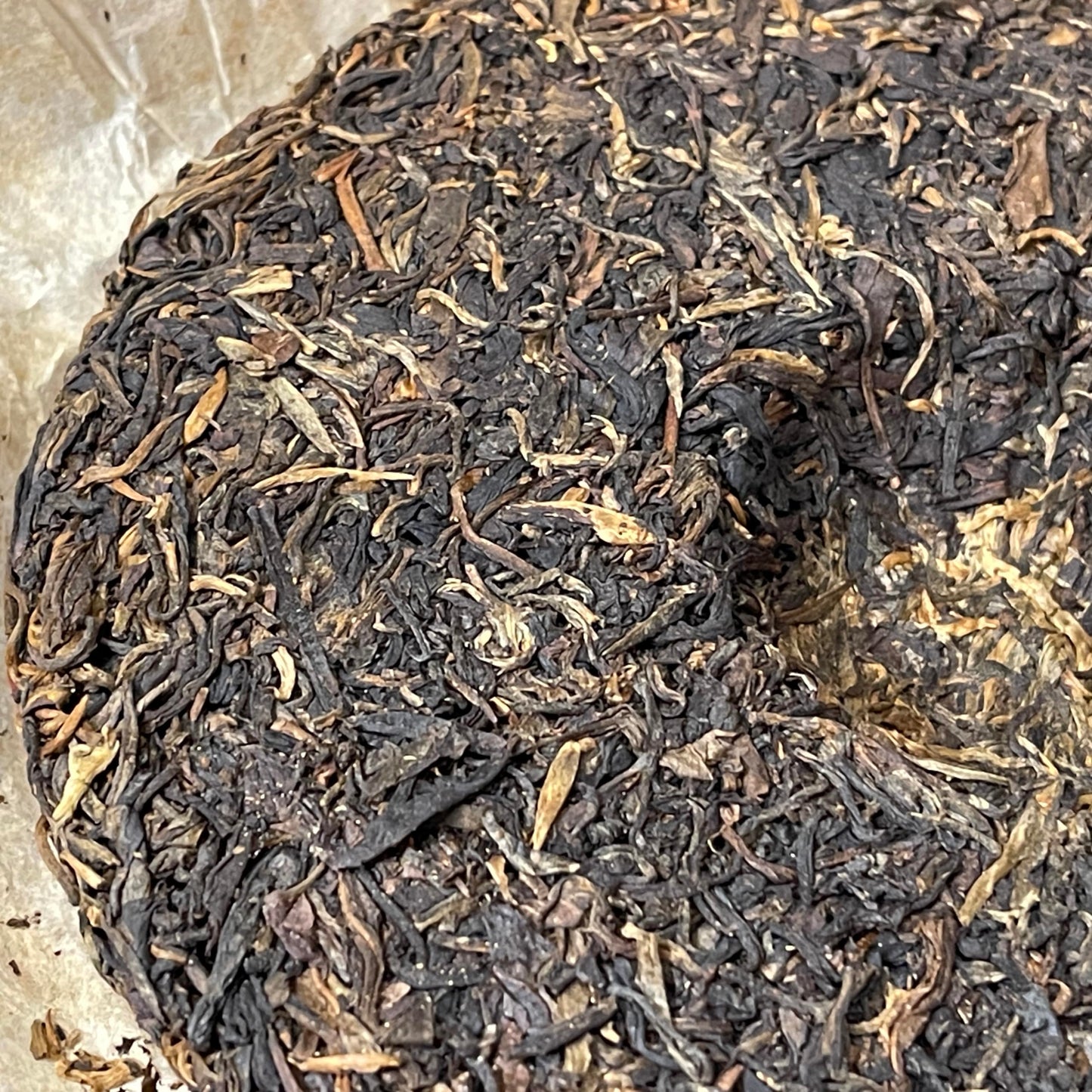 Pu-Erh tea,2006,Xishuangbanna,Yunnan Banzhang Ancient Tree Green Cake,380g,Raw