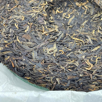 Pu-Erh tea,2009,Iceland Lake,357g,Raw