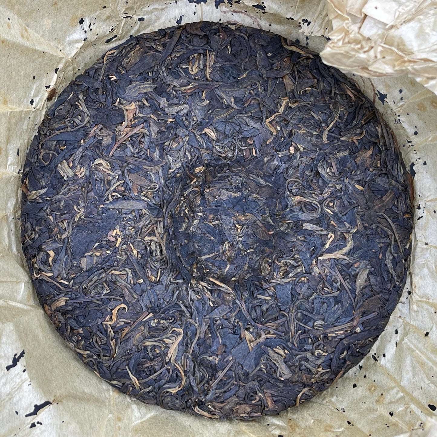 CHEN CHIH TUNG Yiwu Premium Raw Pu-erh Tea Cake 2006, 357g