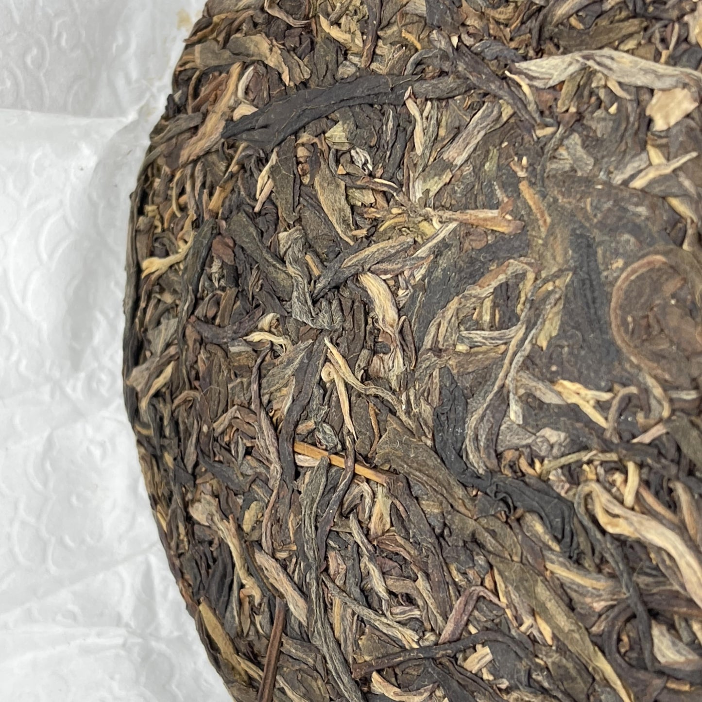 2023 Longtanqing Raw Pu-erh Tea Cake, 200g, from Yunnan