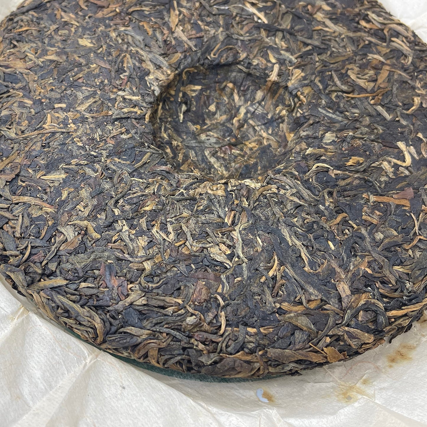2011 Yiwu Big Tree Tea - Wind Village Raw Pu-erh Tea Cake, 400g, from Yunnan