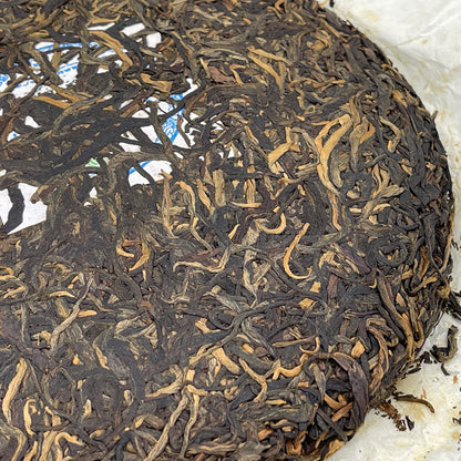 Xishuangbanna Purple Bud Native Species 2012 Raw Pu-Erh Tea Cake 400g