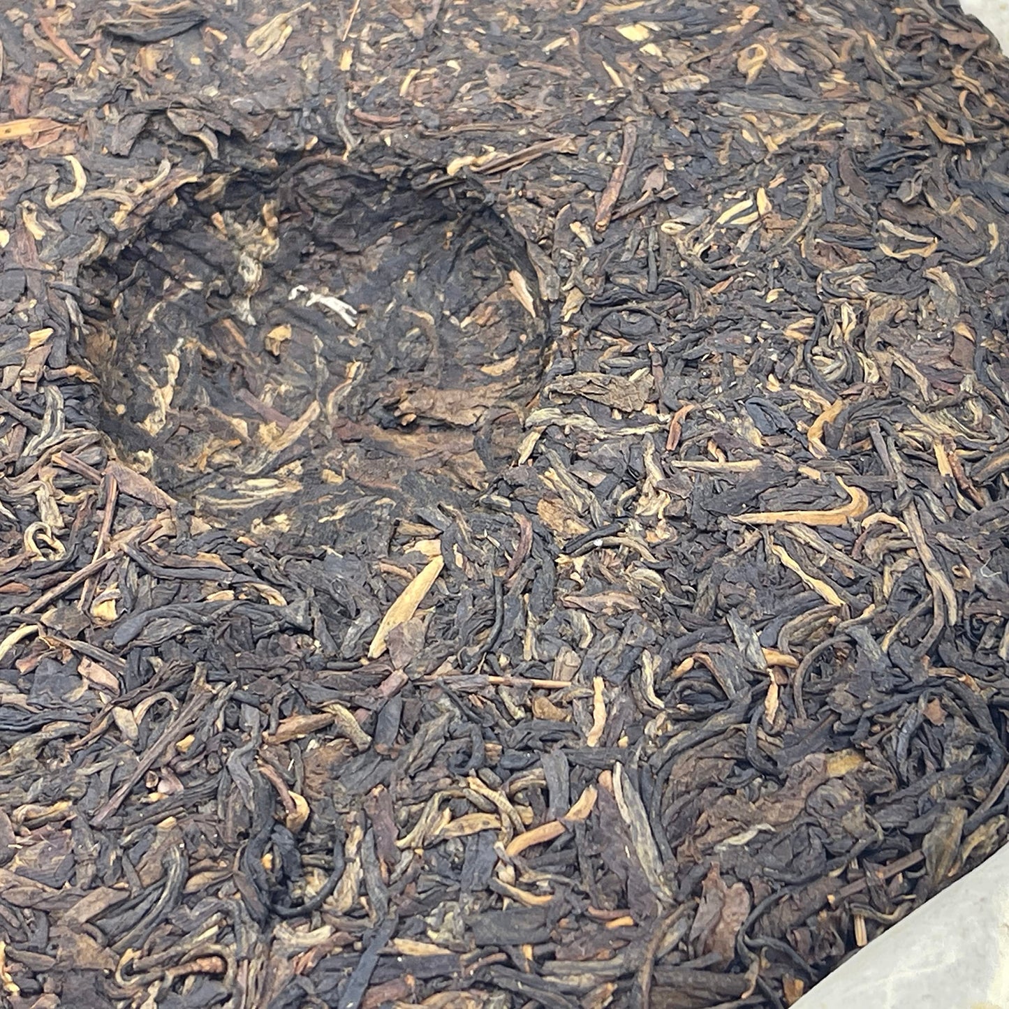 2006 China Tea Gold 8781 Raw Pu-erh Tea Cake, 380g, from Yunnan