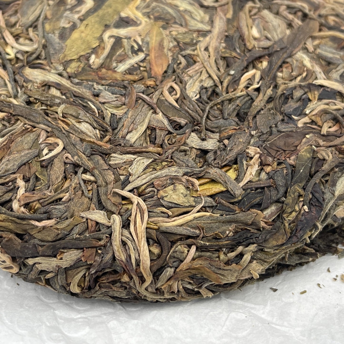 2023 Huazhuliangzi Raw Pu-erh Tea Cake, 200g, from Yunnan