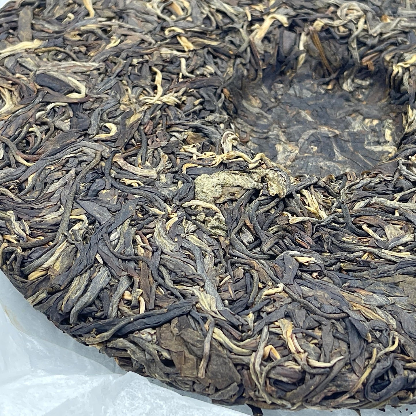 Tianmen Mountain Ancient Tree Raw Pu-Erh Tea 2019 – 357g