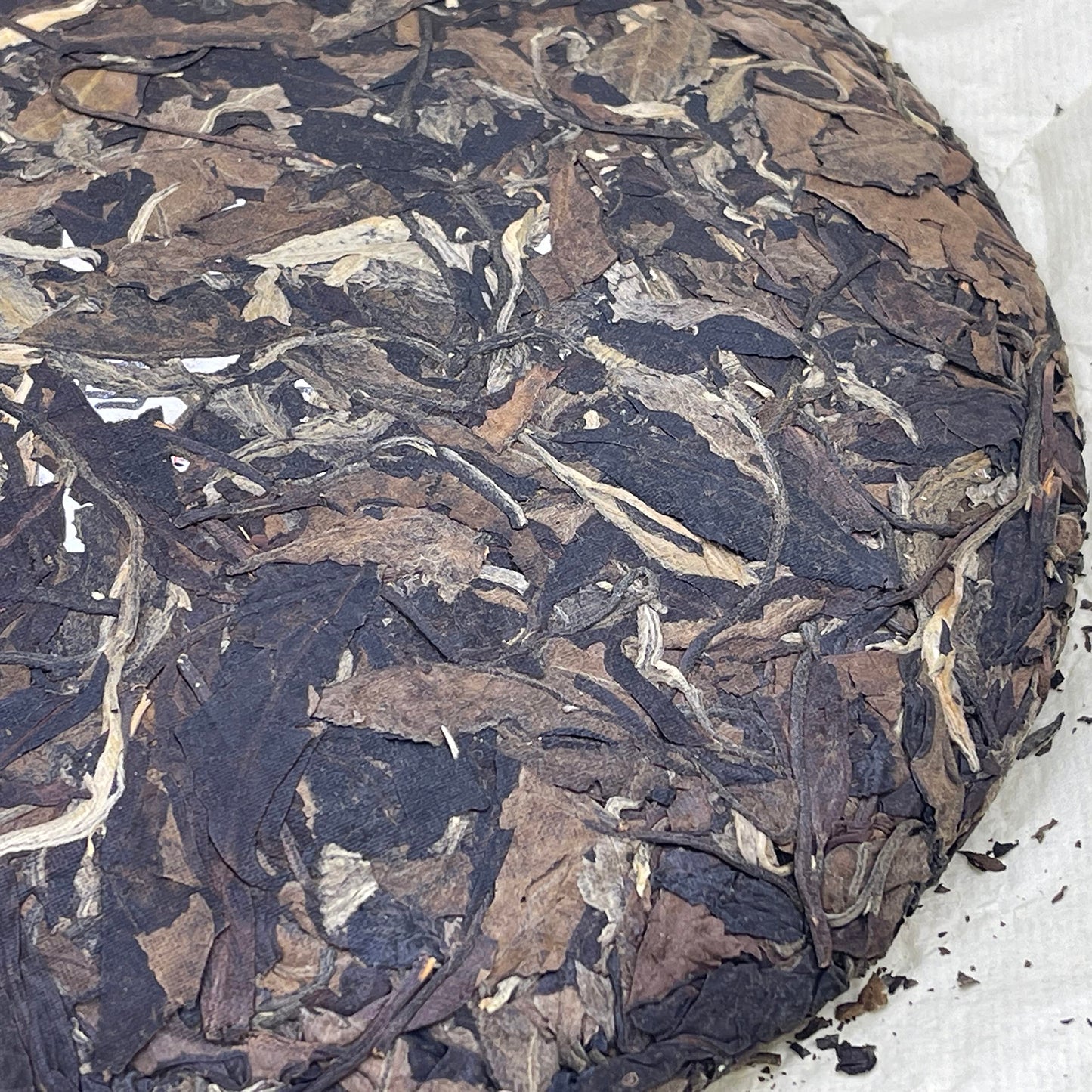 2013 Zheng He Bai Cha Raw Pu-erh Tea Cake, 357g, from Yunnan
