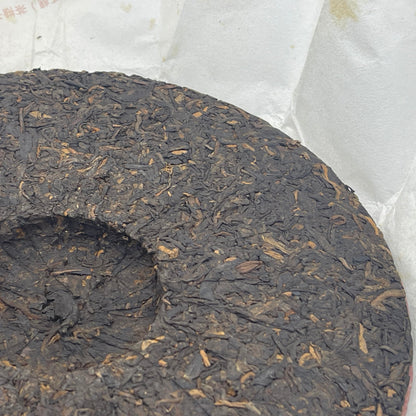 Pu-Erh tea,2011,Health ambitions become more fragrant with age,357g,Ripe