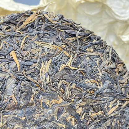 Aged Raw Puer Tea Cake - Vintage Style "Big Blue Mark" Wrapper - 357g