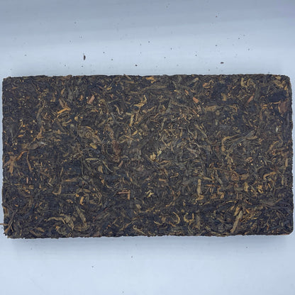 Pu-Erh tea,2000,Xishuangbanna,Yunnan Wild Ancient Tree Tea Brick,1000g,Raw