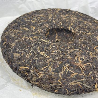 2012 New Heights V8 Raw Pu-erh Tea Cake, 400g, from Yunnan