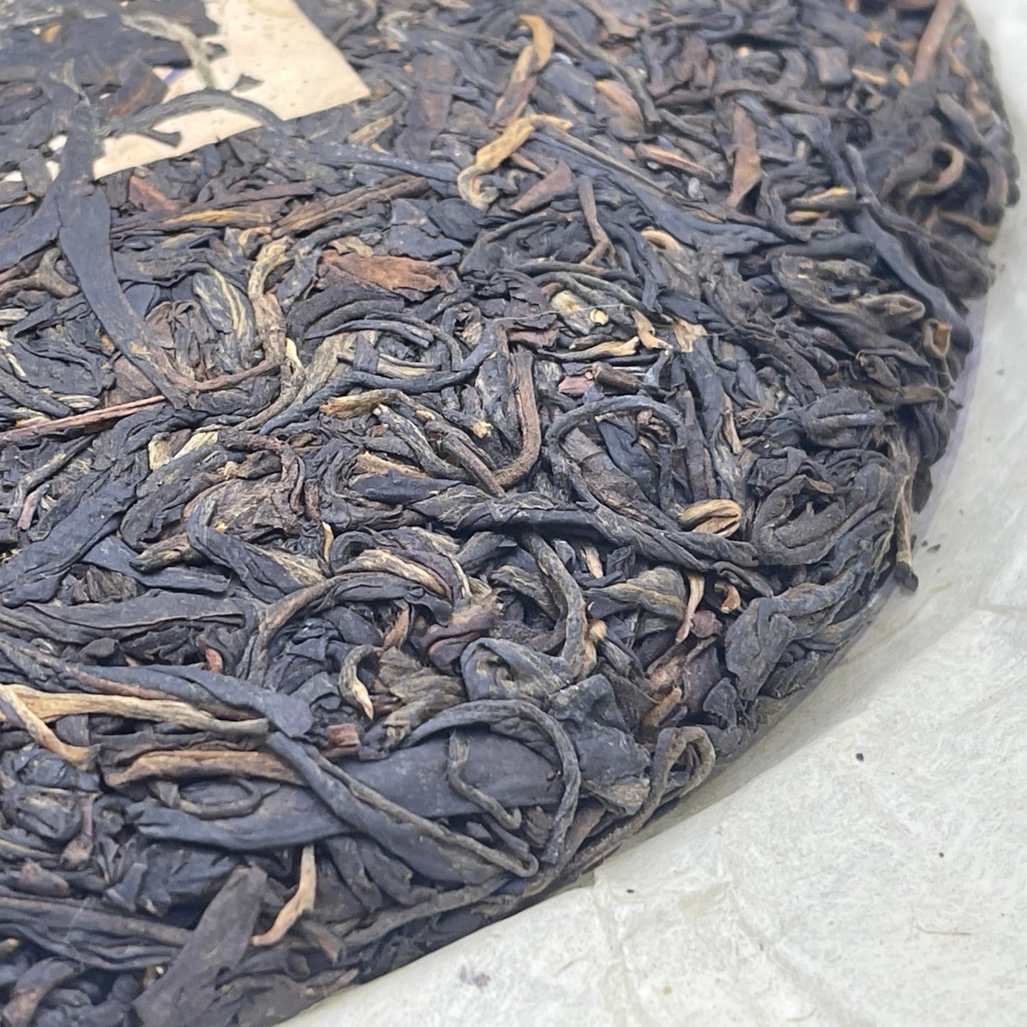 2001 Zhongcha Baoshi Blue Label Raw Pu-erh Tea Cake, 357g, Customized Tea from Yunnan