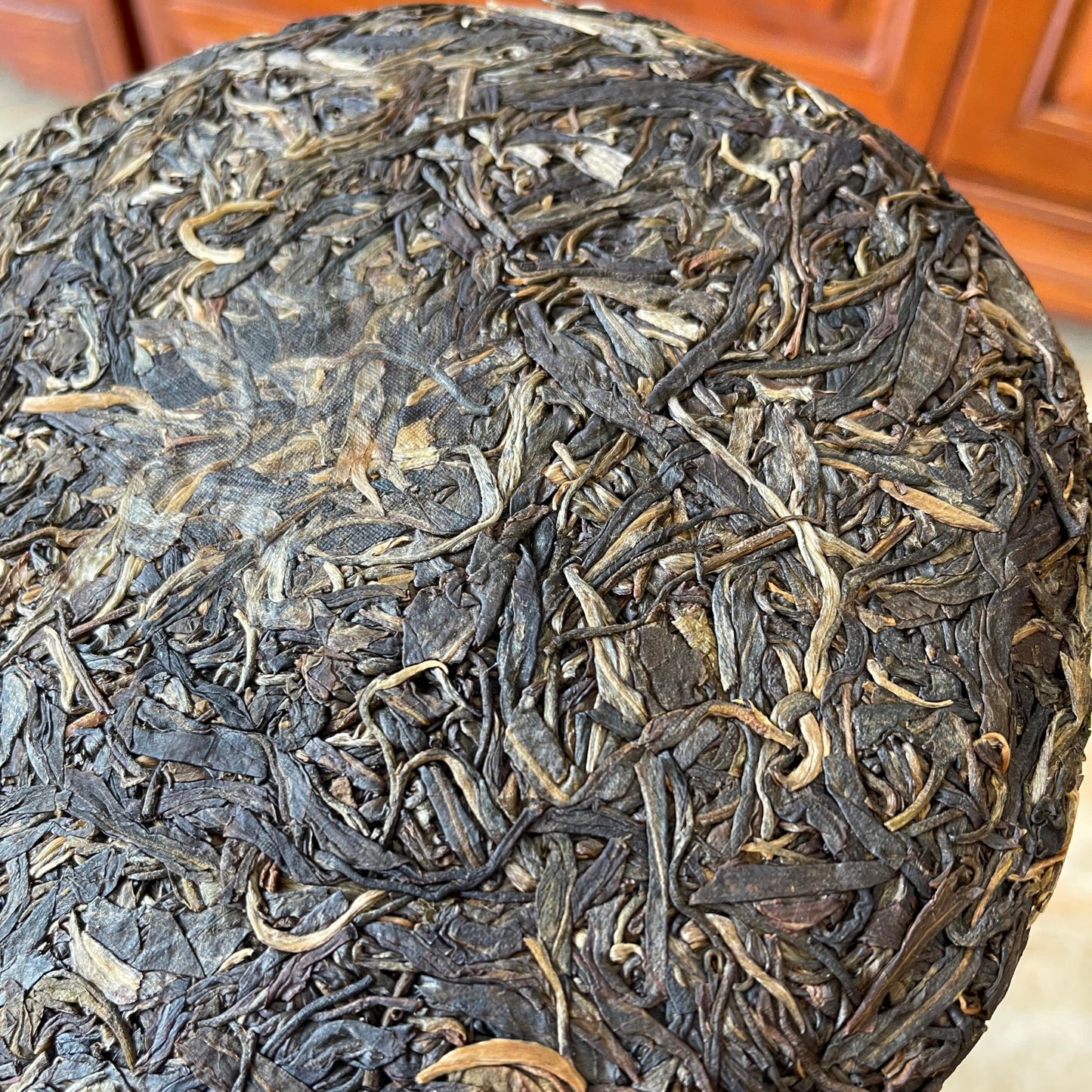 2020 Longyin Banzhang Raw Pu-erh Tea Cake, 357g, from Yunnan