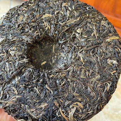 2020 Longyin Banzhang Raw Pu-erh Tea Cake, 357g, from Yunnan