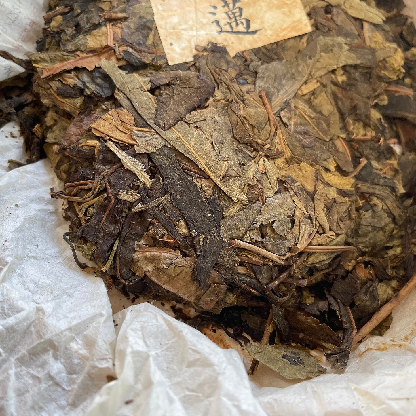 Pu-Erh tea,2010,Jingmai,357g,Raw