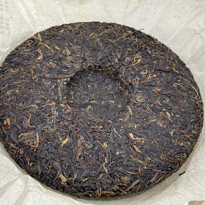 2009 Old Mane Brown Old Tea Raw Pu-erh Tea Cake, 357g, from Yunnan