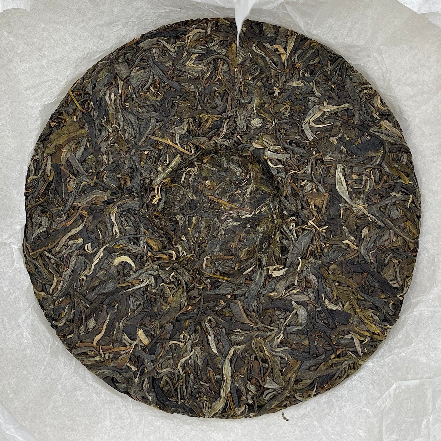 Private Custom Wengong Ancient Tree Raw Pu-Erh Tea 2022 – 357g