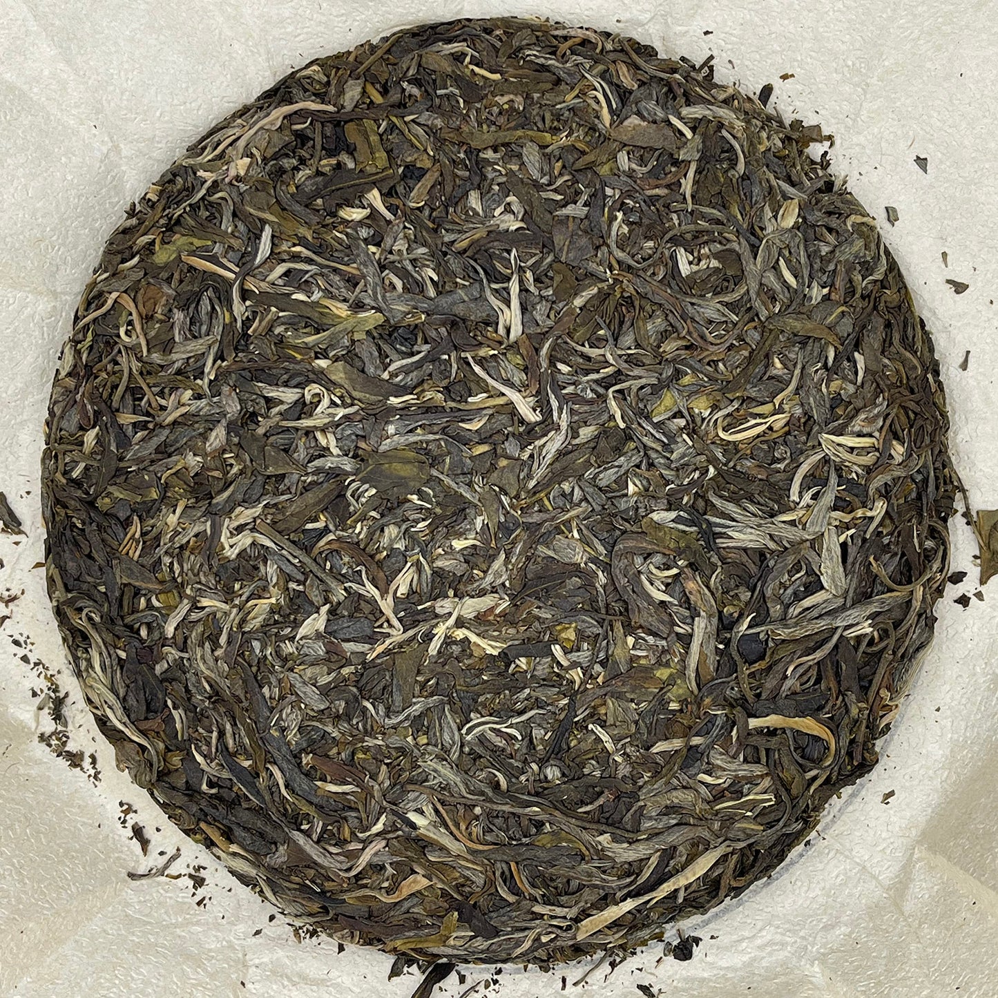 Sheng Jia Yuan Yibang 2009 Raw Pu-Erh Tea Cake 357g