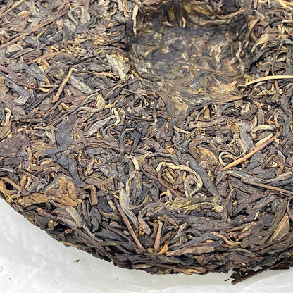 2020 Customized Tea Xiguai Raw Pu-erh Tea Cake, 357g, from Yunnan